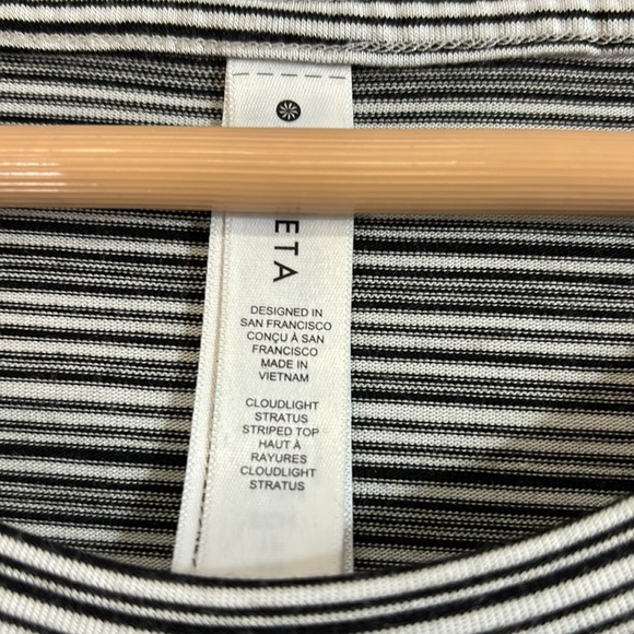 ATHLETA Cloud Light Stratus Long Sleeve Shirt Size Xs - Picture 5 of 7